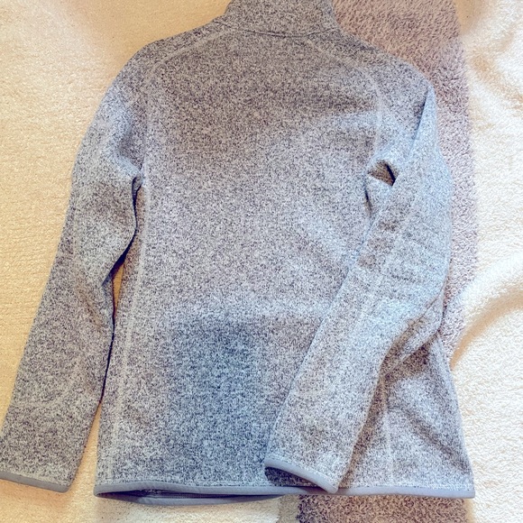 Patagonia Zip up - Picture 4 of 4